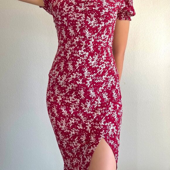 Burgundy Floral Midi Dress with side slit - Picture 6 of 11